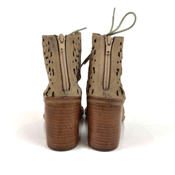 Jeffrey Campbell Women's Cors-Daisy Laser Cut Leather Lace Up Heels Size 8 Tan - Picture 6 of 9